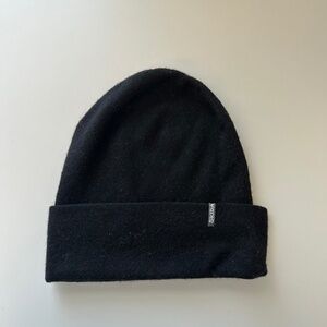 Skida Cashmere Wheelock Knit Hat in Black